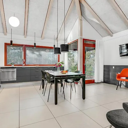 Amazing In With Kitchen
