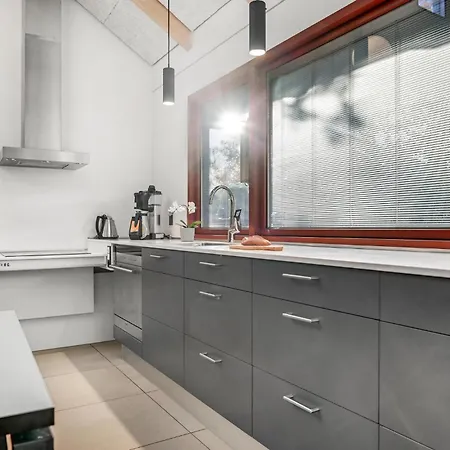 Amazing In With Kitchen Semesterbostad
